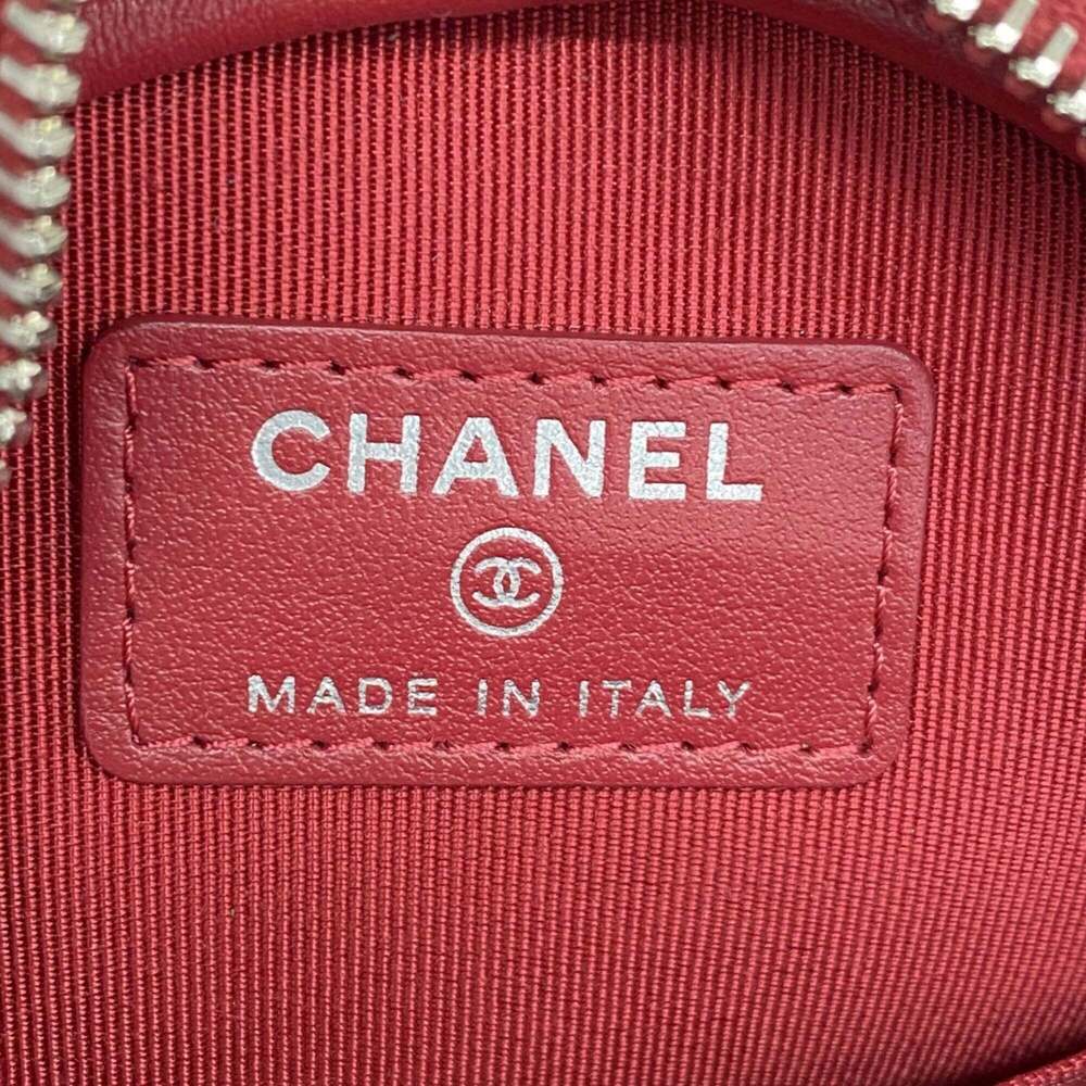 CHANEL Red Caviar Leather Shoulder Bag - Picture 5 of 9